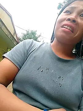 Snapshot of daisyy2 chatting on 6, 8, 2026 daisyy2 online show from 6, 8, 2026