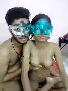 Snapshot of husband_wife_12 chatting on 2, 6, 2026 husband wife 12 online show from 2, 6, 2026