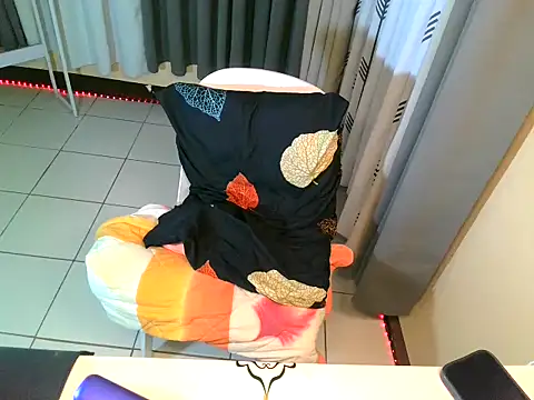 Snapshot of Ashtonfuckingboi chatting on 20, 5, 2026 Ashtonfuckingboi online show from 20, 5, 2026