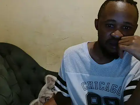 Snapshot of xxTroyX chatting on 18, 5, 2026 xxTroyX online show from 18, 5, 2026