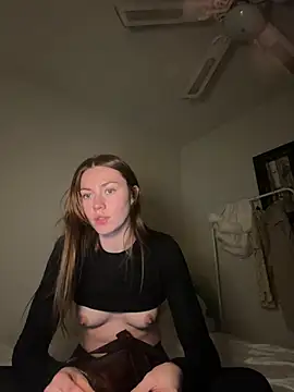 Snapshot of daisycollins chatting on 16, 6, 2026 daisycollins online show from 16, 6, 2026
