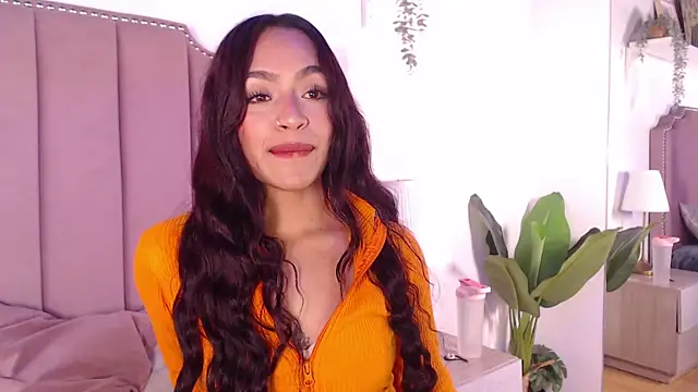 Snapshot of Littlejade_dh chatting on 27, 5, 2026 Littlejade dh online show from 27, 5, 2026