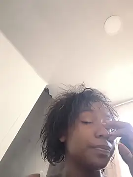 Snapshot of OshunHoney chatting on 24, 5, 2026 OshunHoney online show from 24, 5, 2026