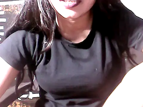 Snapshot of Lovely_Pandey chatting on 9, 5, 2026 Lovely Pandey online show from 9, 5, 2026