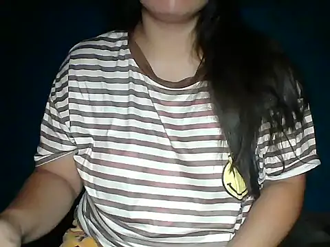 Snapshot of MommyKaye30 chatting on 15, 5, 2026 MommyKaye30 online show from 15, 5, 2026