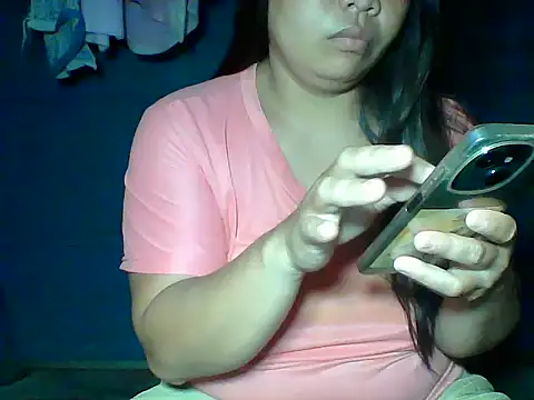 Snapshot of MommyKaye30 chatting on 3, 6, 2026 MommyKaye30 online show from 3, 6, 2026