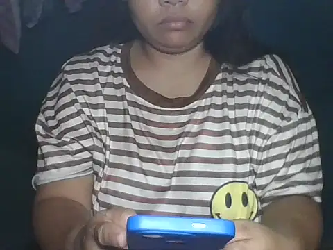 Snapshot of MommyKaye30 chatting on 14, 6, 2026 MommyKaye30 online show from 14, 6, 2026