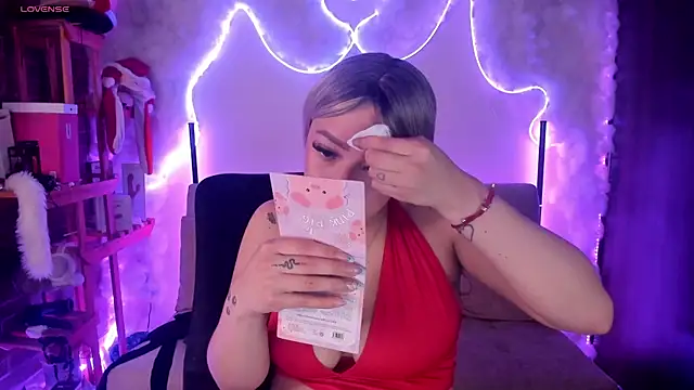 Snapshot of liz_martins1 chatting on 6, 8, 2026 liz martins1 online show from 6, 8, 2026