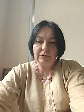 Snapshot of EmmaEmmy40 chatting on 6, 6, 2026 EmmaEmmy40 online show from 6, 6, 2026