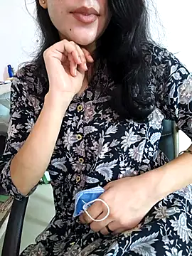 zoya baby  online show from 3, 6, 2026