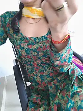 Snapshot of zoya_baby_ chatting on 28, 6, 2026 zoya baby online show from 28, 6, 2026