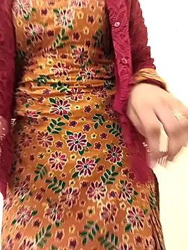 Snapshot of zoya_baby_ chatting on 4, 8, 2026 zoya baby online show from 4, 8, 2026