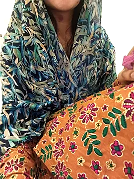 Snapshot of zoya_baby_ chatting on 5, 8, 2026 zoya baby online show from 5, 8, 2026