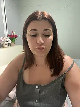 Snapshot of AureTease chatting on 2, 7, 2026 AureTease online show from 2, 7, 2026
