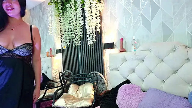 Snapshot of Zaira_bonny chatting on 20, 6, 2026 Zaira bonny online show from 20, 6, 2026