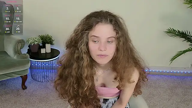 Snapshot of Mila_Stain chatting on 18, 6, 2026 Mila Stain online show from 18, 6, 2026