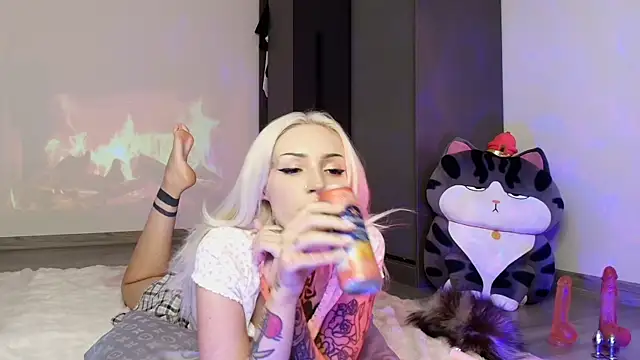 Snapshot of necroblonde chatting on 1, 6, 2026 necroblonde online show from 1, 6, 2026