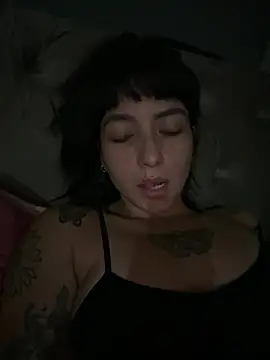 Snapshot of MartinadeCaxias chatting on 14, 5, 2026 MartinadeCaxias online show from 14, 5, 2026