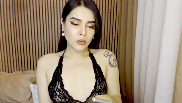 lahlahVienne online show from 4, 5, 2026