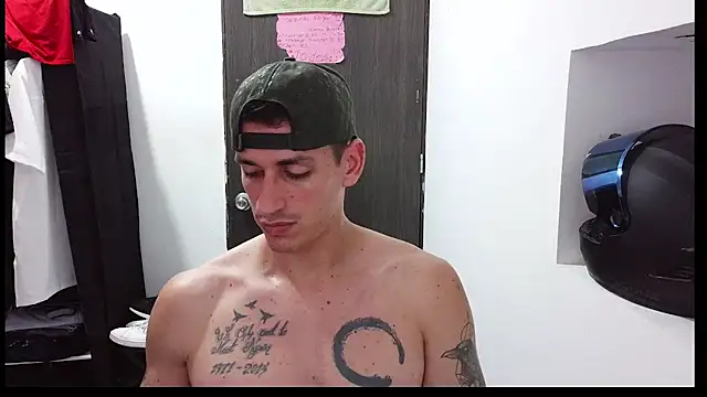 Snapshot of RaulRico chatting on 18, 6, 2026 RaulRico online show from 18, 6, 2026
