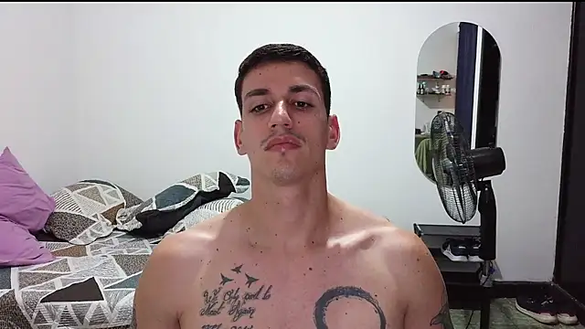 Snapshot of RaulRico chatting on 2, 8, 2026 RaulRico online show from 2, 8, 2026