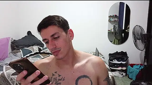 Snapshot of RaulRico chatting on 7, 8, 2026 RaulRico online show from 7, 8, 2026