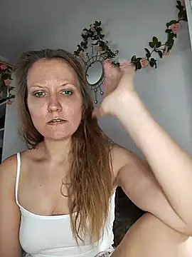 Snapshot of Candy_Cougar chatting on 16, 7, 2026 Candy Cougar online show from 16, 7, 2026