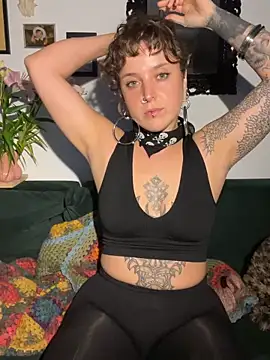 Snapshot of EmilieBraun chatting on 11, 6, 2026 EmilieBraun online show from 11, 6, 2026