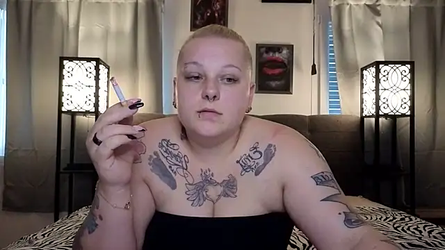 Lady Peggi online show from 15, 5, 2026