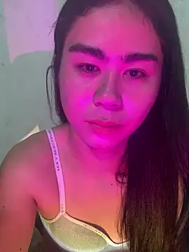 Snapshot of Alluringluna chatting on 14, 7, 2026 Alluringluna online show from 14, 7, 2026