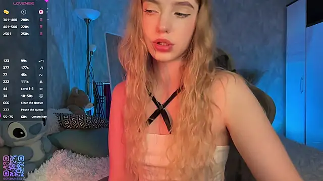 Snapshot of Eve_Dark_Side chatting on 16, 7, 2026 Eve Dark Side online show from 16, 7, 2026