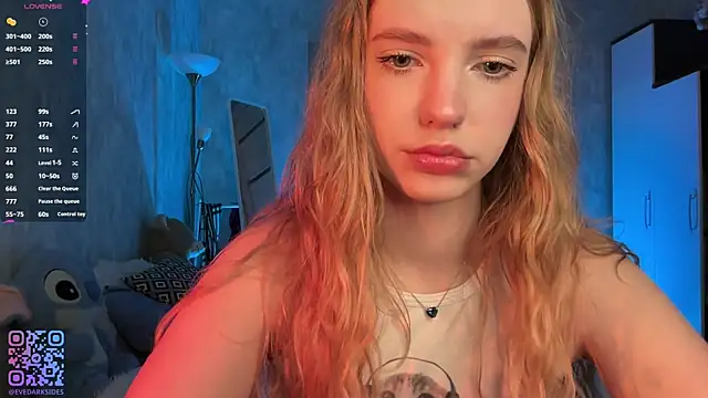 Snapshot of Eve_Dark_Side chatting on 28, 7, 2026 Eve Dark Side online show from 28, 7, 2026