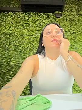 Snapshot of Slvarez chatting on 16, 6, 2026 Slvarez online show from 16, 6, 2026