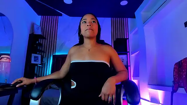 Snapshot of BrianaRuiiz_ chatting on 24, 6, 2026 BrianaRuiiz online show from 24, 6, 2026