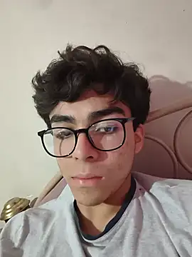 Snapshot of verg_0tota chatting on 12, 7, 2026 verg 0tota online show from 12, 7, 2026
