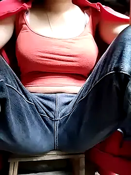 Snapshot of Maria-aa chatting on 8, 5, 2026 Maria-aa online show from 8, 5, 2026