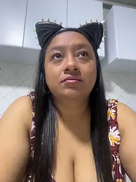 Snapshot of Rachell_Carter chatting on 7, 5, 2026 Rachell Carter online show from 7, 5, 2026