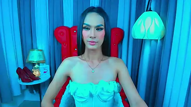 Snapshot of Estella_Hilton chatting on 1, 6, 2026 Estella Hilton online show from 1, 6, 2026