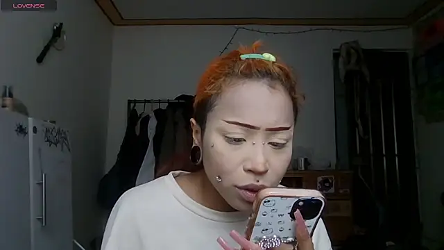 Snapshot of suky_fox chatting on 15, 5, 2026 suky fox online show from 15, 5, 2026