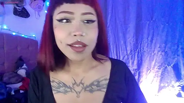 Snapshot of suky_fox chatting on 29, 7, 2026 suky fox online show from 29, 7, 2026