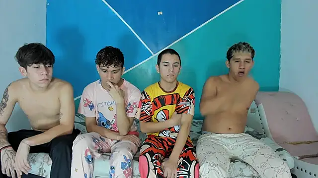 Snapshot of wild_boys_zs chatting on 15, 7, 2026 wild boys zs online show from 15, 7, 2026