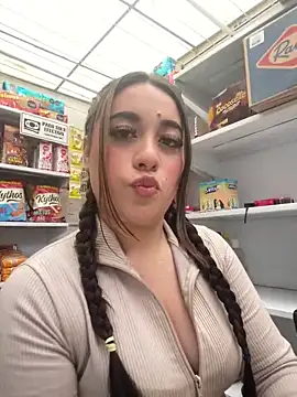 Snapshot of IvySanchez_Pinkk chatting on 2, 6, 2026 IvySanchez Pinkk online show from 2, 6, 2026