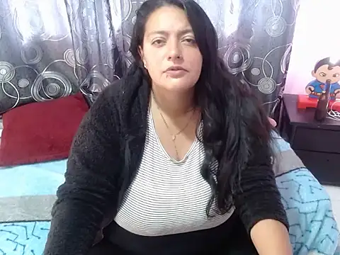 Snapshot of FabritziAPiel chatting on 13, 5, 2026 FabritziAPiel online show from 13, 5, 2026