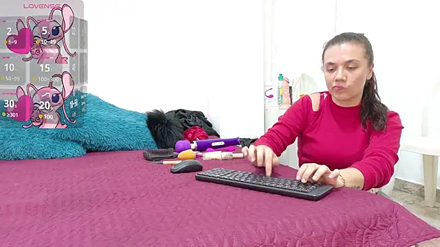 Snapshot of Katia_Rose23 chatting on 5, 6, 2026 Katia Rose23 online show from 5, 6, 2026