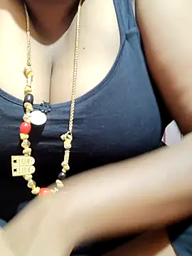 Snapshot of tamilkavitha123 chatting on 29, 5, 2026 tamilkavitha123 online show from 29, 5, 2026
