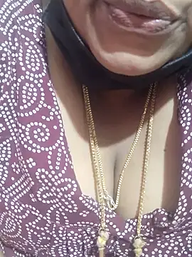 Snapshot of tamilkavitha123 chatting on 17, 6, 2026 tamilkavitha123 online show from 17, 6, 2026