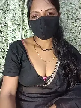 Snapshot of Juli_80 chatting on 11, 7, 2026 Juli 80 online show from 11, 7, 2026