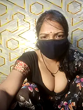 Snapshot of Juli_80 chatting on 28, 7, 2026 Juli 80 online show from 28, 7, 2026