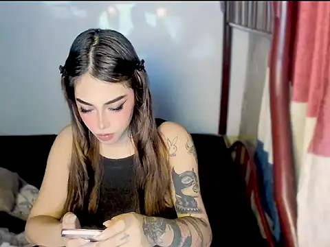 ArianaLore online show from 13, 6, 2026