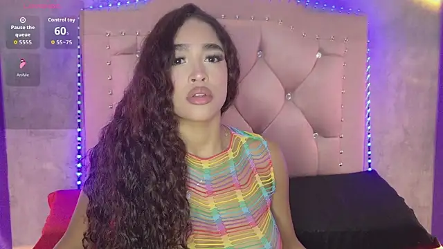 Snapshot of CamilaFlirt chatting on 9, 7, 2026 CamilaFlirt online show from 9, 7, 2026